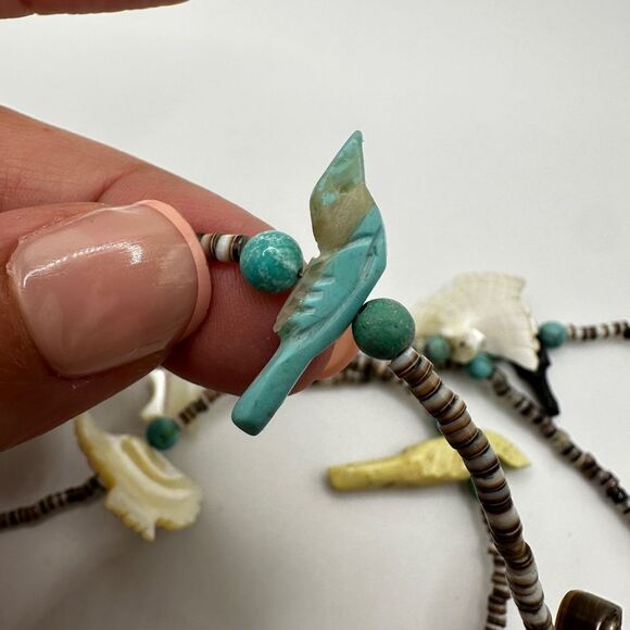 Amazing Zuni-style Fetish necklace with heishi shell, turquoise, stone beads! - Picture 5 of 16